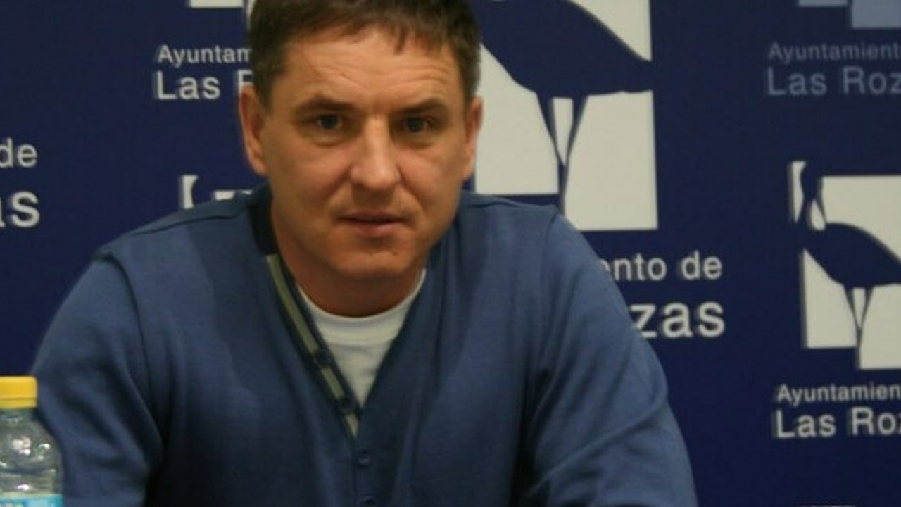 Главная картинка новости: «Они привыкли вести себя нагло»: уральского правозащитника впервые в России арестовали из-за логотипа Facebook*