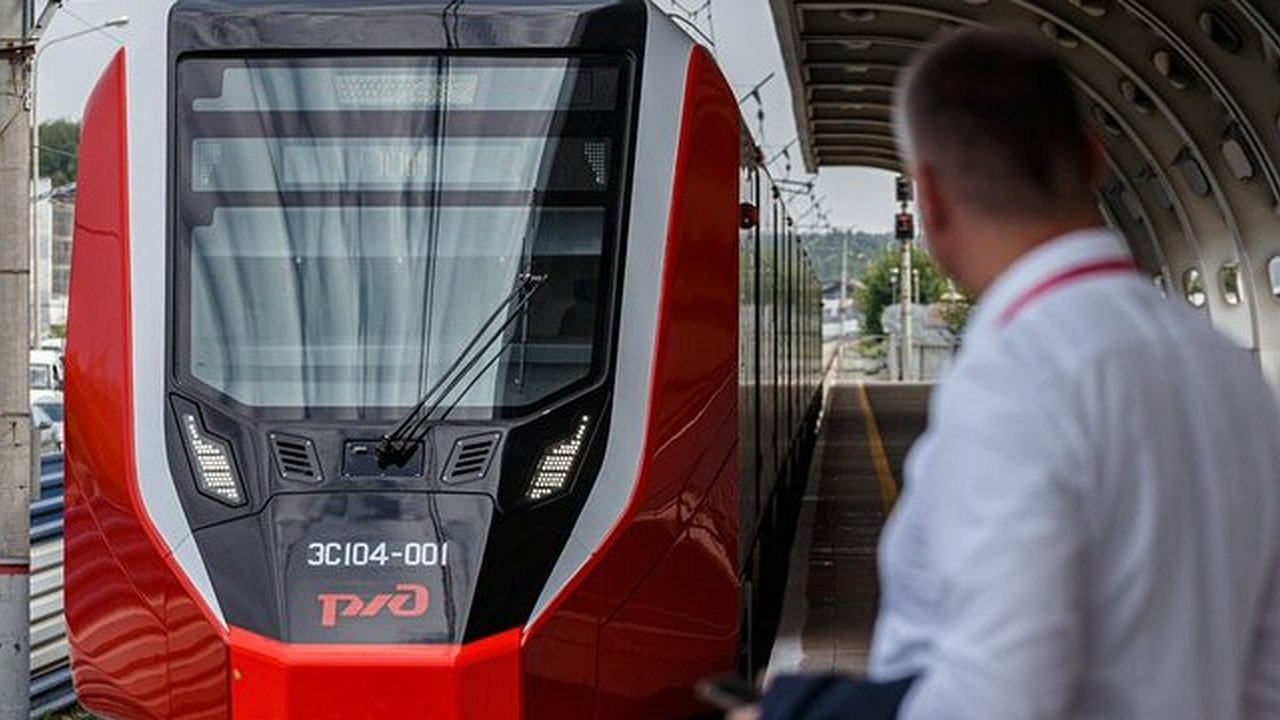 Главная картинка новости: Со скоростью ветра: новые «Ласточки» запустят в Свердловской области