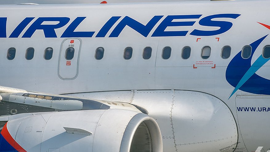 Просто «крепко спал»: самолет «Уральских авиалиний» экстренно посадили из-за смерти пассажира