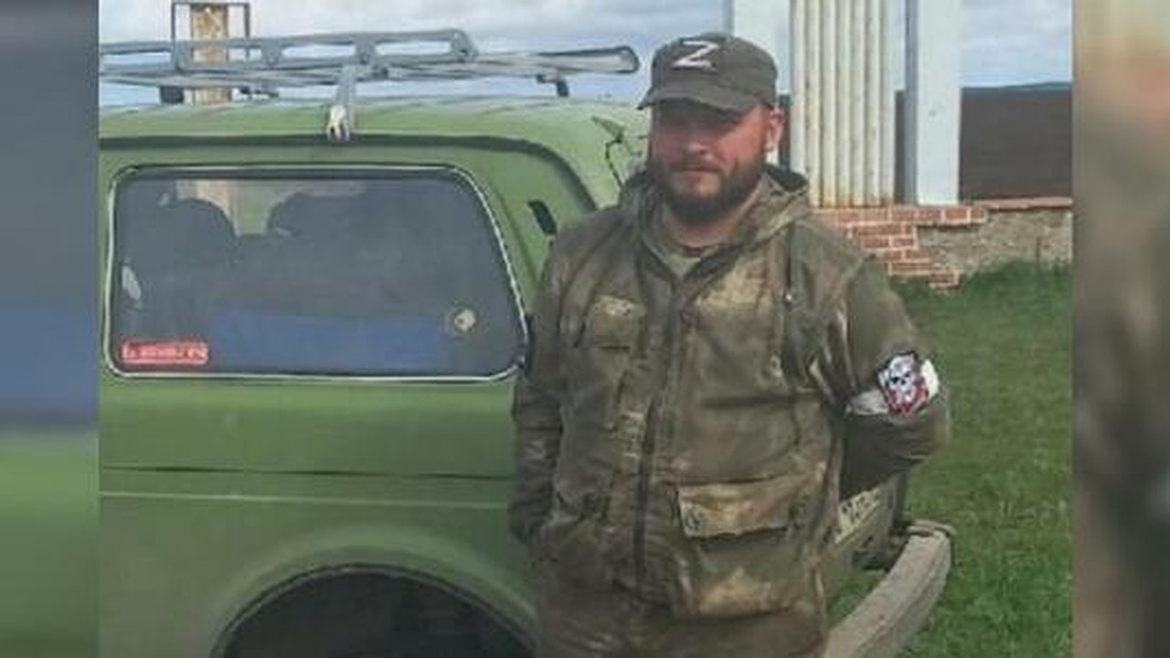 Главная картинка новости: "Лечил и пленных тоже": екатеринбургский врач рассказал, как спасал раненых во время спецоперации на Украине