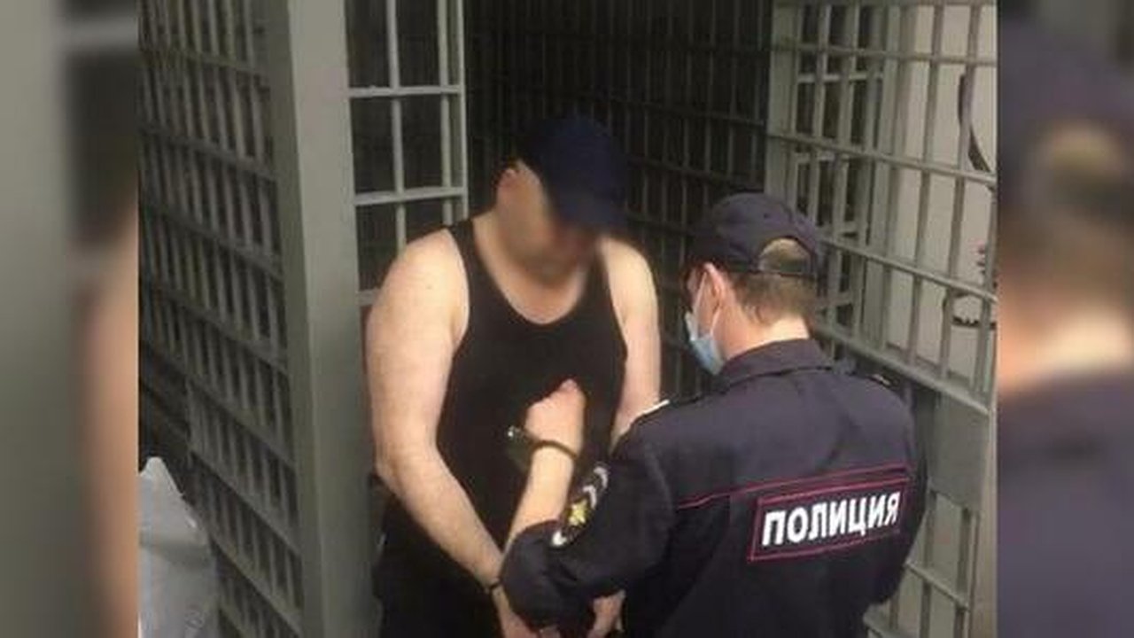 Главная картинка новости: В столице Урала раскрыли тройное убийство и изнасилование, совершенные в середине 90-ых