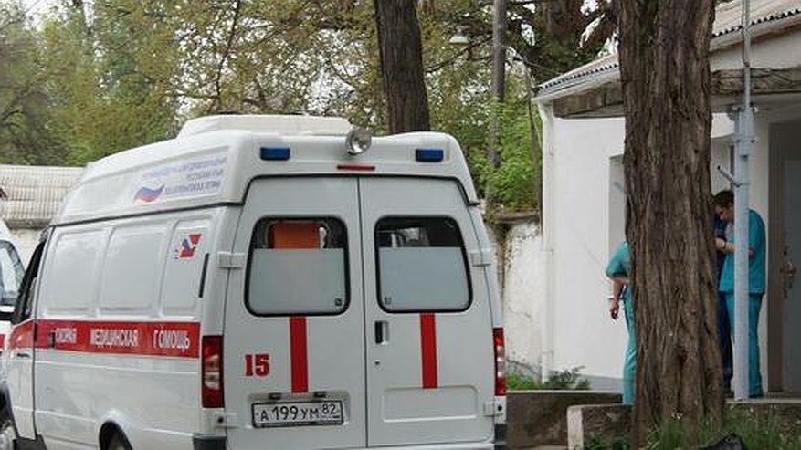 Главная картинка новости: Девочка из Карпинска, которую мать морила голодом, начала прибавлять в весе