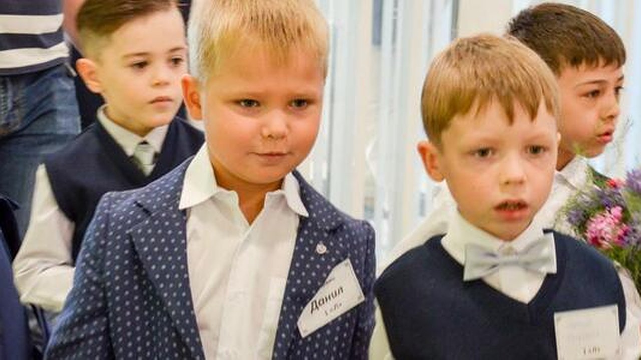 Главная картинка новости: В Екатеринбурге изменили порядок приема детей в первые классы