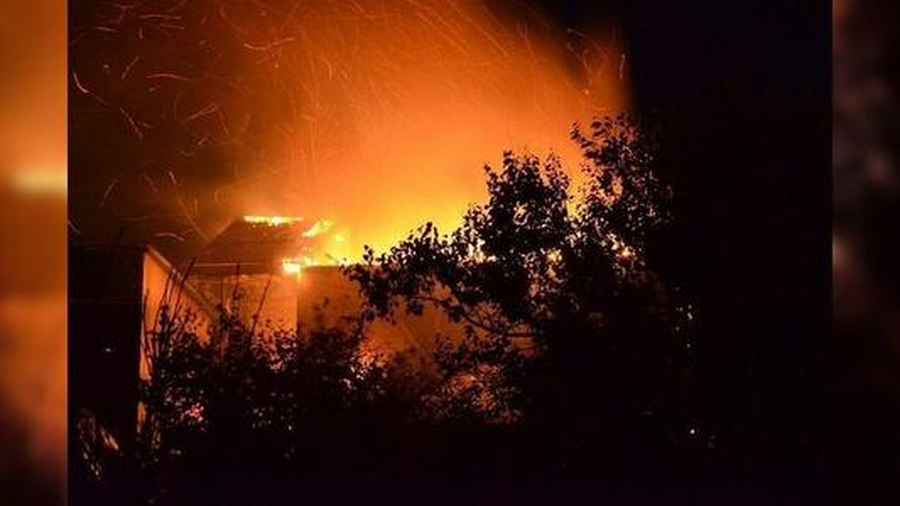 Главная картинка новости: Спецавтобаза отправляет тонны воды на полигон Северный