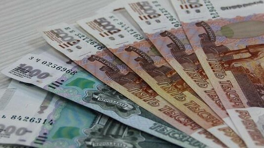 Главная картинка новости: Мошенники пообещали жителю Екатеринбурга вернуть утраченные на бирже 2,7 млн рублей