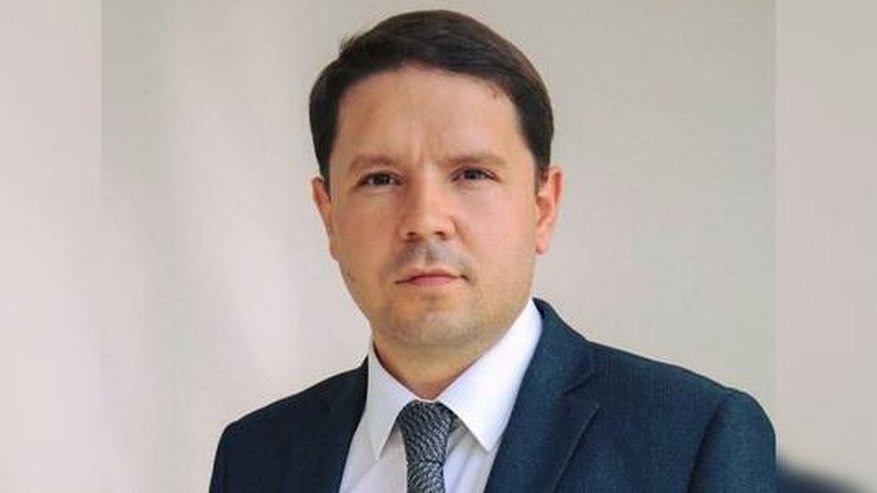 Главная картинка новости: "Поджидали на детской площадке": в Екатеринбурге избили пресс-секретаря гордумы