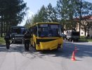 На Урале автобус протаранил иномарку: 8 пострадавших