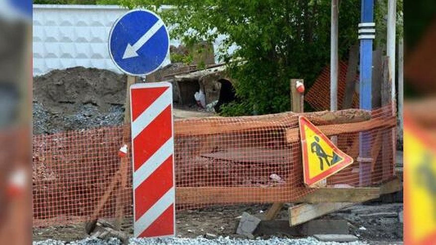 Главная картинка новости: В Екатеринбурге на месяц перекроют улицу Молодежи