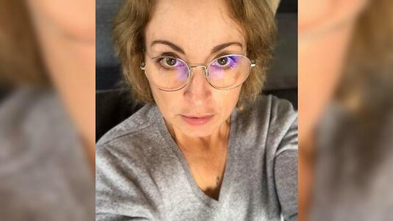 Главная картинка новости: Штраф 3200 евро за прогулку, все закрыто: уралочка рассказала, как переживают карантин во Франции