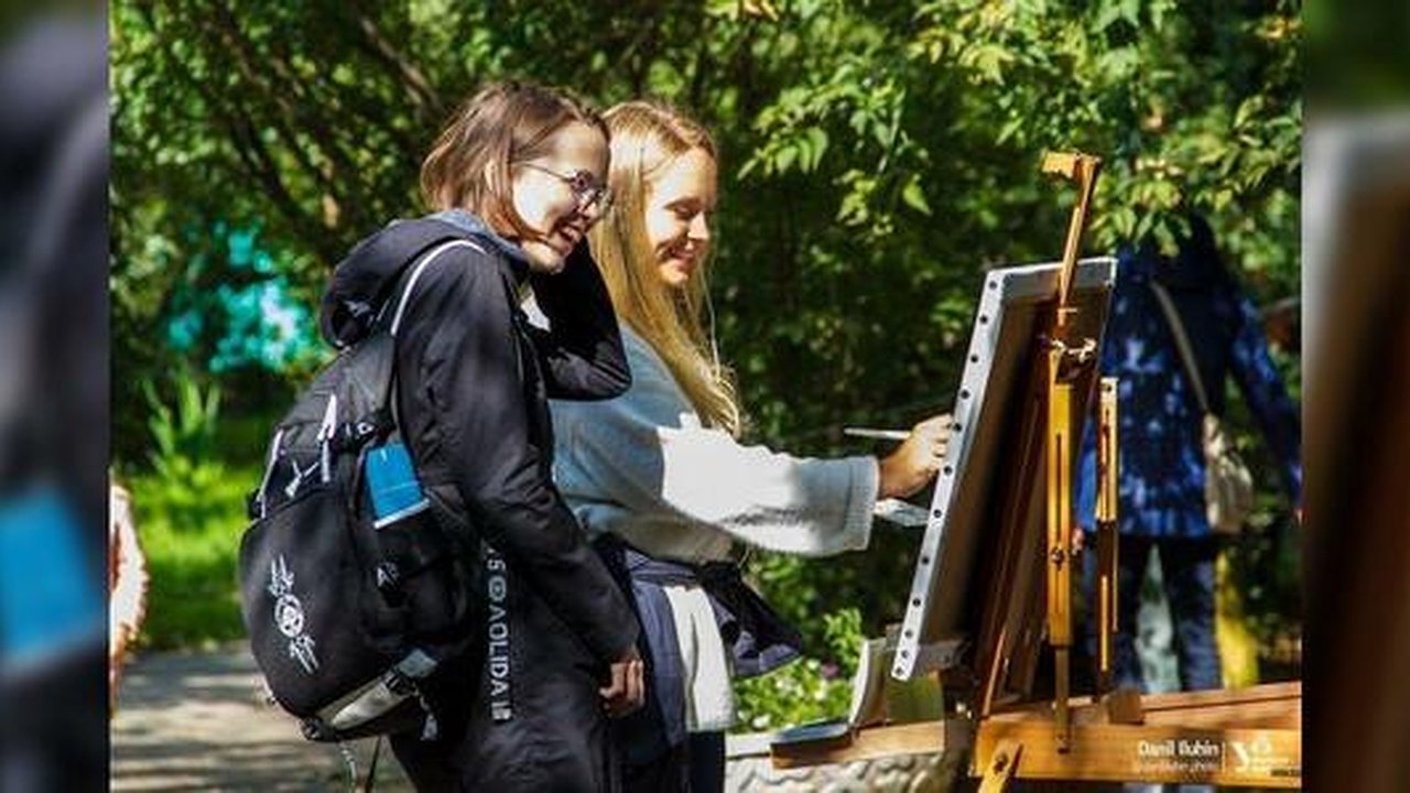 Главная картинка новости: НАША афиша: гуляем в парке, смеемся на концерте, путешествуем через книгу