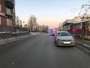 Торопилась на трамвай: 13-летнюю екатеринбургскую школьницу, перебегавшую дорогу на красный, сбила иномарка