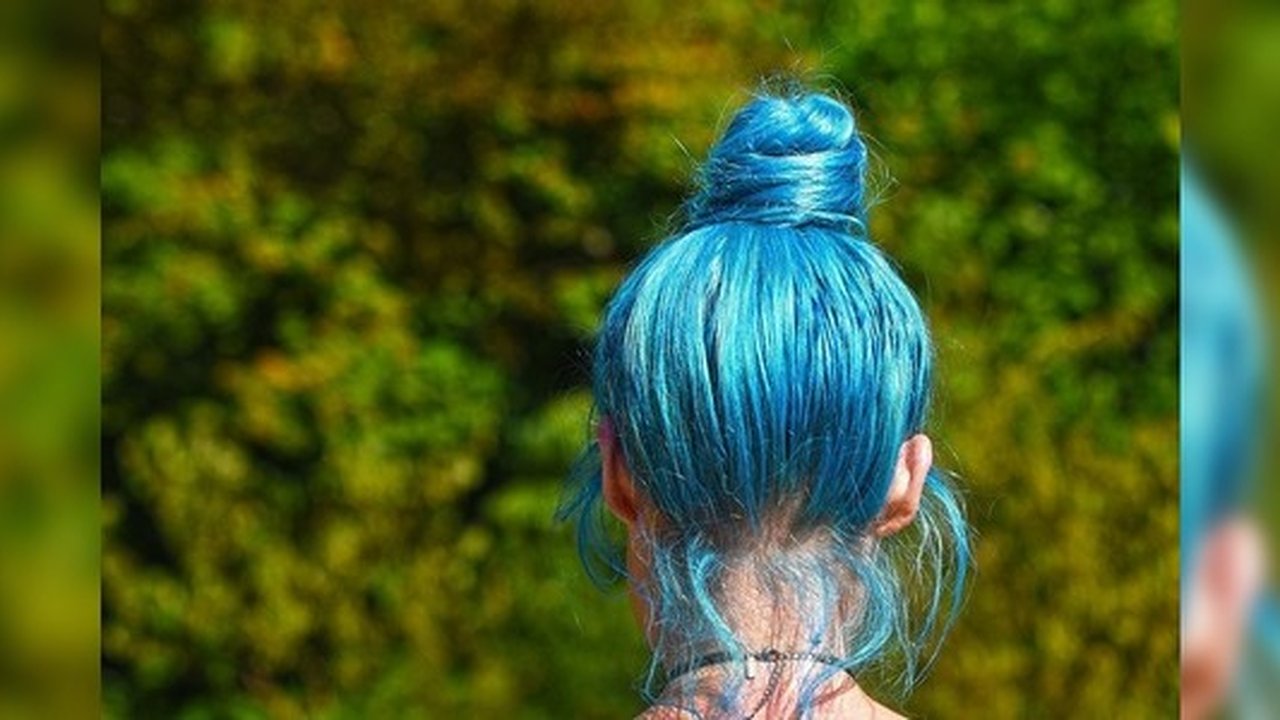 Главная картинка новости: Врачи рассказали, что краска для волос может довести до рака груди