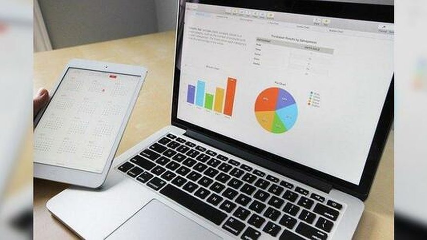 Главная картинка новости: Чем займ на карту отличается от классического кредита?