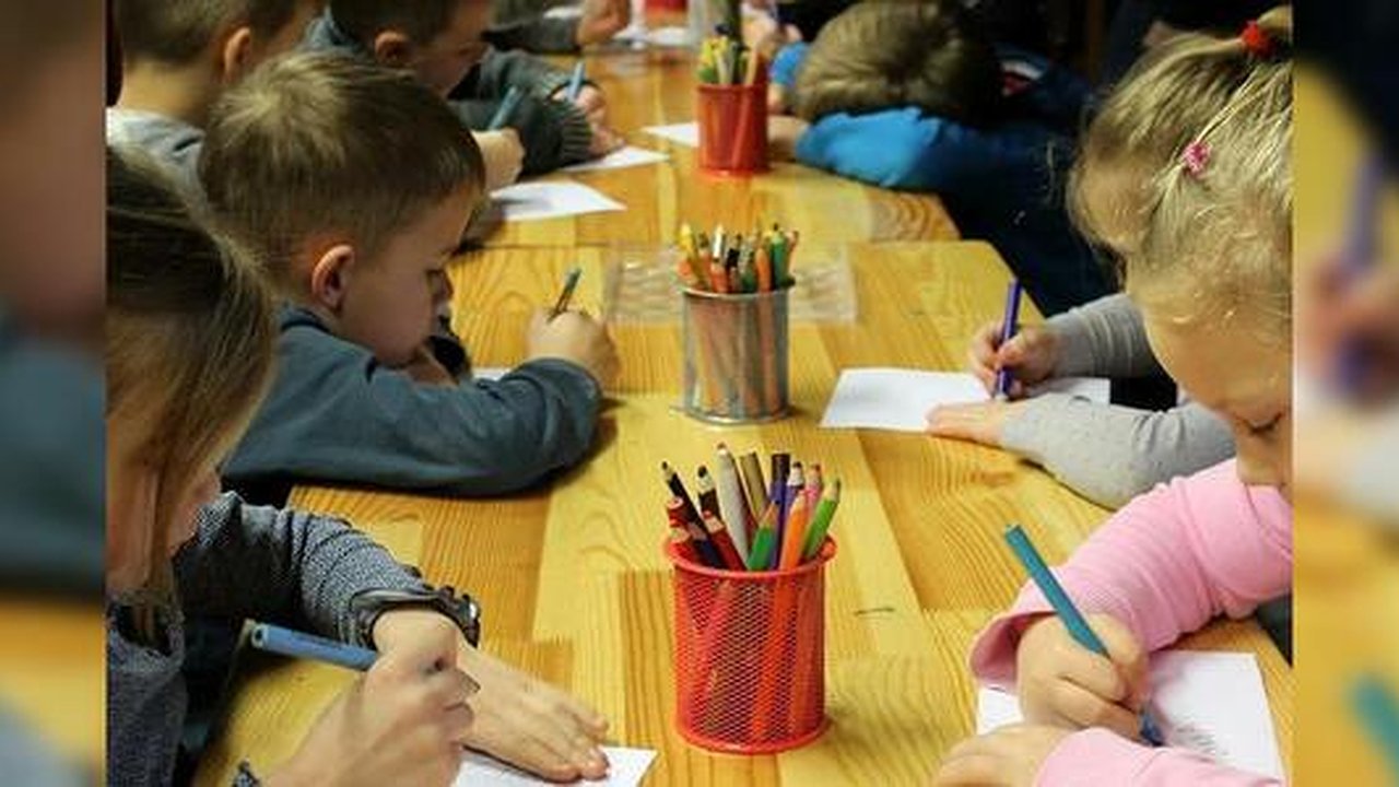 Главная картинка новости: В Екатеринбурге выросло количество мест в детских садах