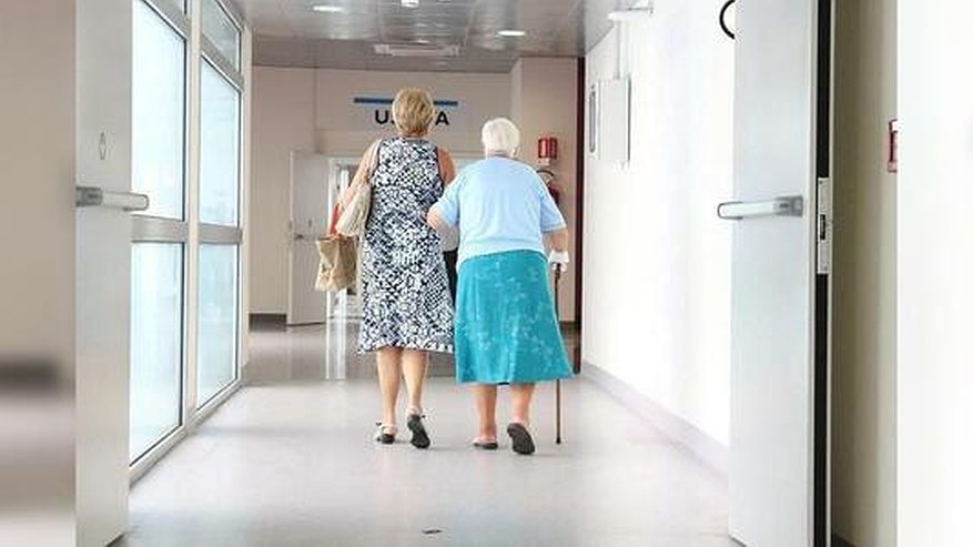 Главная картинка новости: Школы пожилого возраста в Екатеринбурге предложили проводить квесты для пенсионеров