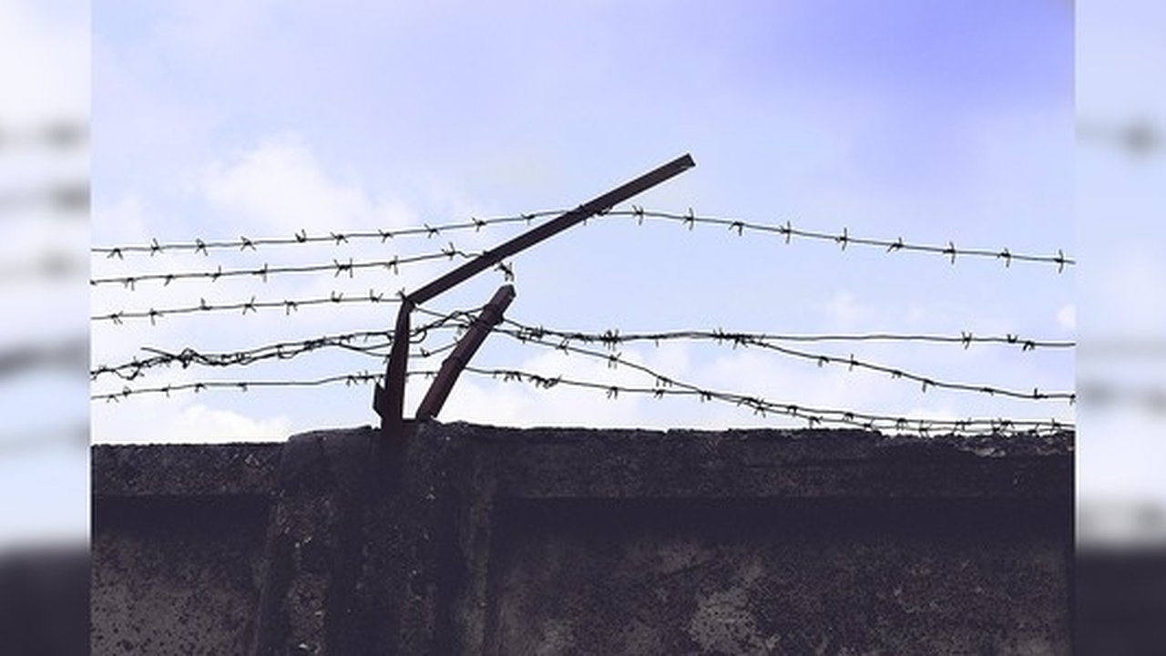 Главная картинка новости: Екатеринбуржца вместо колонии отправили в Турцию