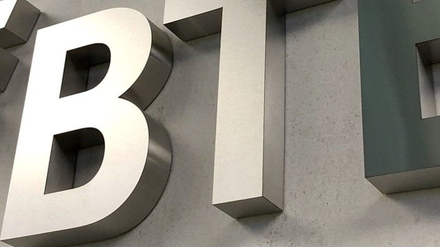 Главная картинка новости: ВТБ первым запускает онлайн-погашение ипотеки средствами маткапитала