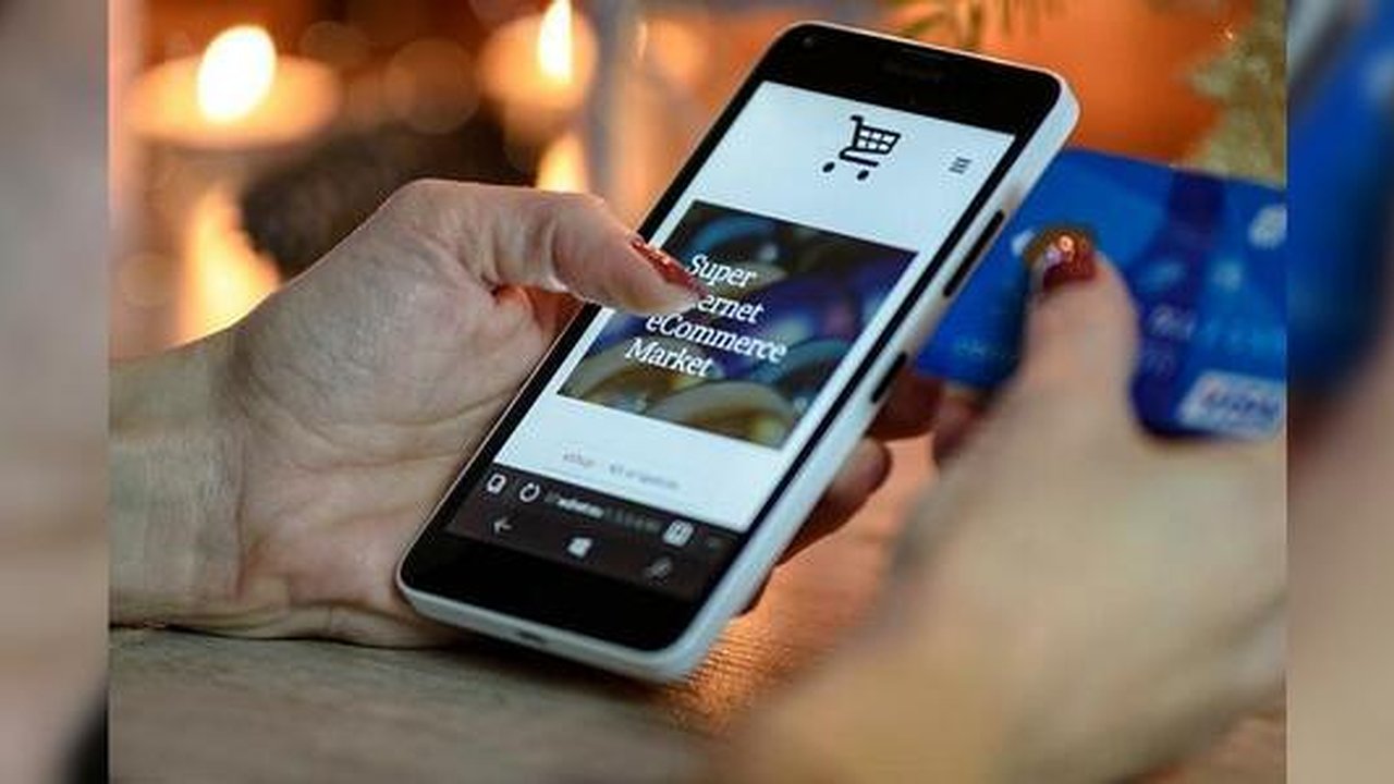 Главная картинка новости: Магазин электроники в Екатеринбурге оштрафовали на 150 тысяч рублей за навязчивую рекламу