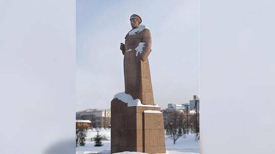 Кто такой Малышев, в честь которого в Екатеринбурге названа улица, площадь и которому поставлен памятник