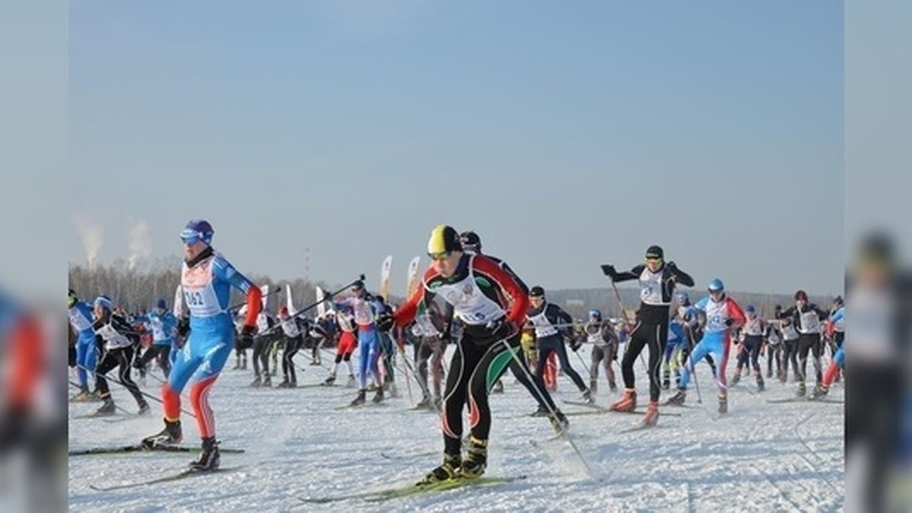 Главная картинка новости: Лыжня России в Екатеринбурге: как это было - фото и видео 8 февраля 2015 года