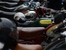 Драка на дороге: в Екатеринбурге байкер избил водителя «Нексии» шлемом через открытое окно - 4 мая 2015 года