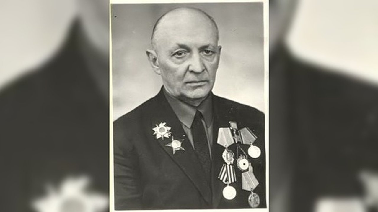 Главная картинка новости: 70-летний юбилей Великой Победы: истории екатеринбургских ветеранов Великой Отечественной войны - Жбанов Михаил Евлампиевич