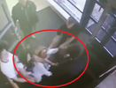 В Екатеринбурге охранники ночного клуба избили девушек и молодого человека из-за фото - 9 июня 2015 года