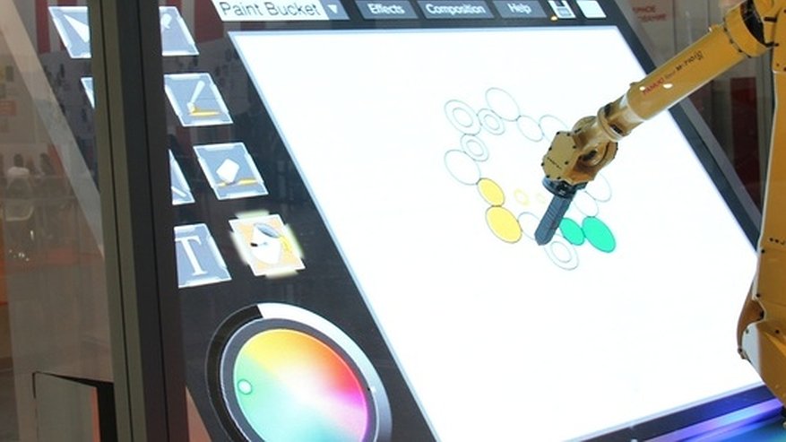 Главная картинка новости: Самые интересные стенды на Иннопроме-2015 в Екатеринбурге - июль 2015 - фото, видео