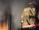 В Екатеринбурге в Октябрьском районе сгорела машина вместе с надворными постройками -29 июля 2015