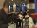 Протоирея РПЦ Всеволода Чаплина заметили в одном из ресторанов McDonald’s