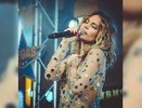 Певица Глюкоза надела на съемки МУЗ-ТВ прозрачное платье на «голое тело»