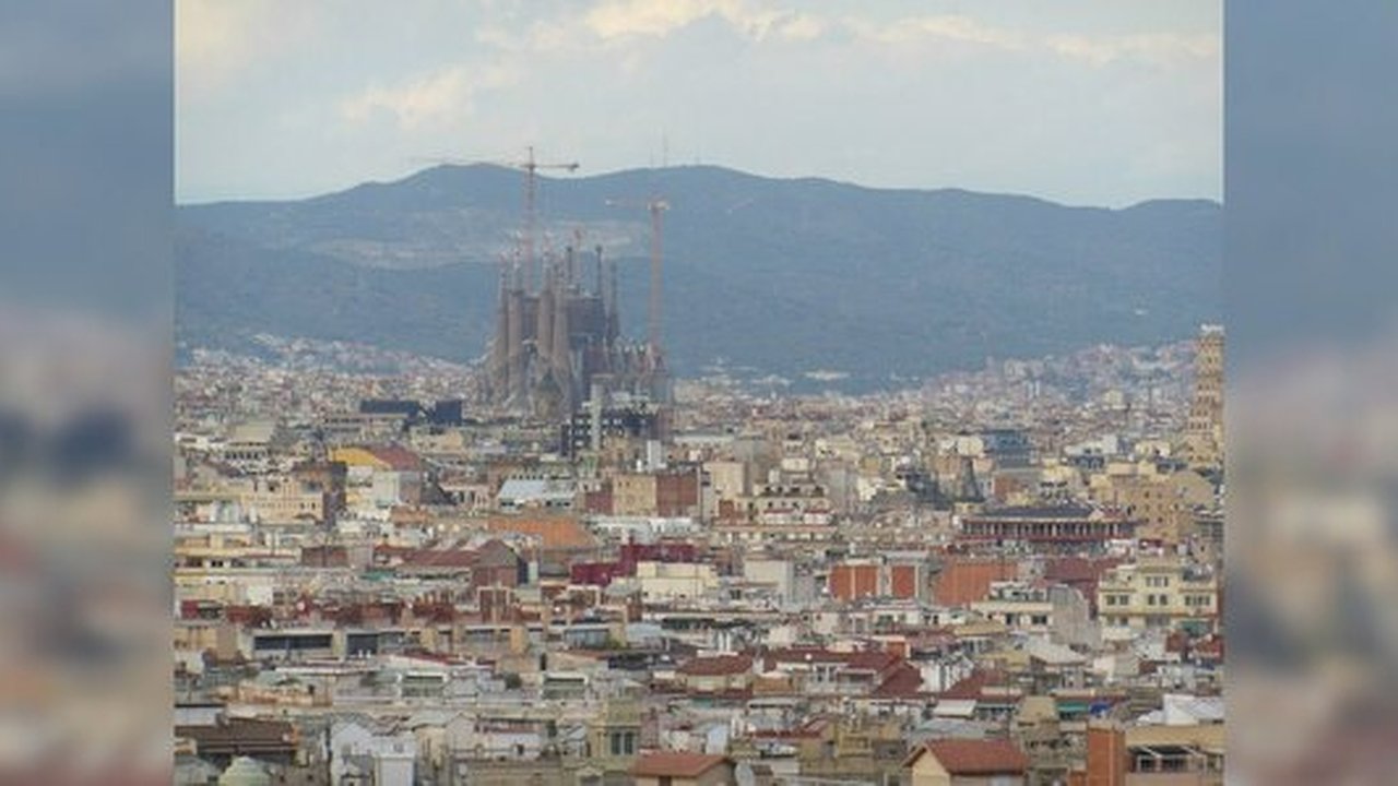 Главная картинка новости: Рекордное количество россиян в 2016 году готово отказаться от отдыха