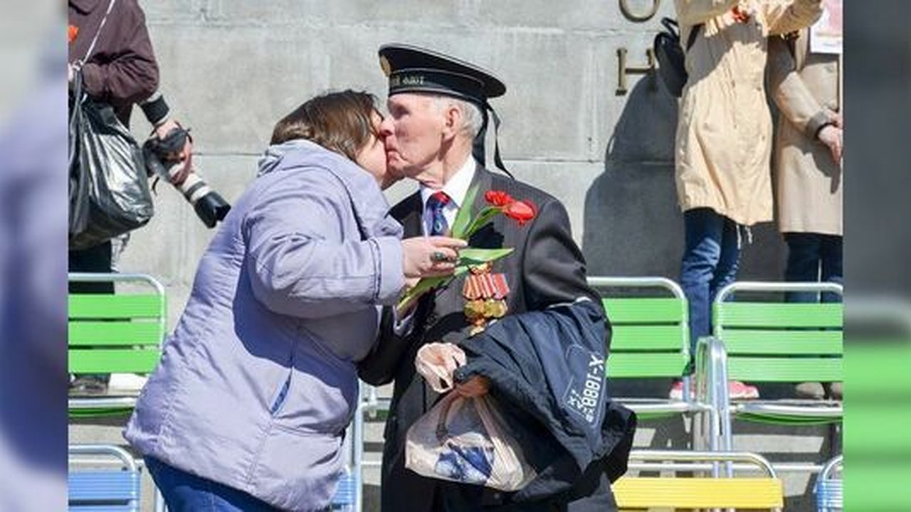 Главная картинка новости: Программа Дня Победы в Екатеринбурге: парад, иммерсивный спектакль, салют