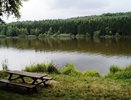 Как организовать отдых на берегу водоема: полезные советы - как поставить палатку, что взять в поход, что взять на пикник, как развести костер