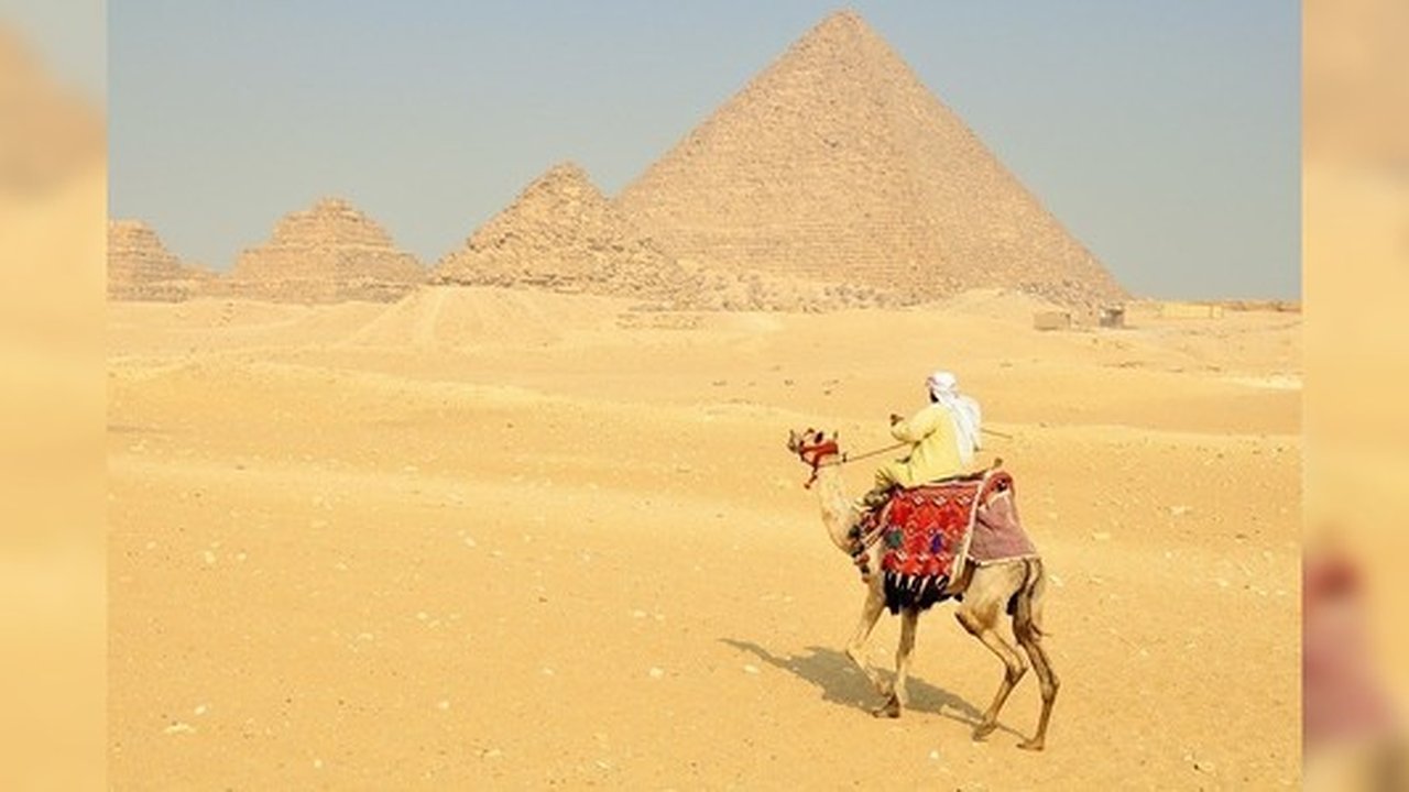 Главная картинка новости: Египет могут открыть для россиян осенью 2016 года