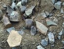 В парке рядом с Вечным огнем в Екатеринбурге 30 июля 2016 нашли старую кладку и черепки