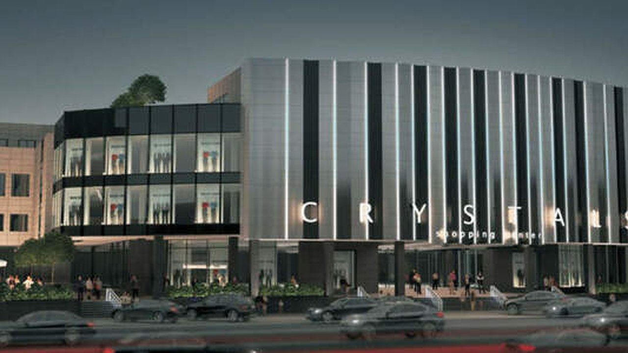 Главная картинка новости: Суд арестовал новый торговый комплекс «Кристалл» в самом центре Екатеринбурга