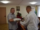 В Екатеринбурге полиция наградила Александра Продовикова за спасение девочки