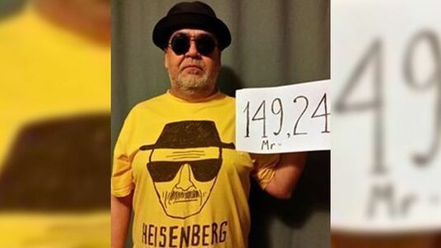 Главная картинка новости: В Екатеринбурге полиция задержала на рок-концерте дедушку из-за пакетика чая