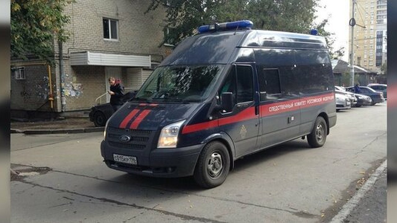 Главная картинка новости: В Ивделе 25-летний парень приехал к племяннику и убил соседа