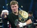 Боксер Поветкин победил француза Дюапа на ринге в Екатеринбурге