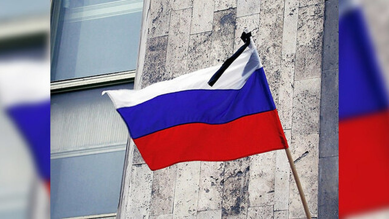 Главная картинка новости: Путин объявил 26 декабря днем траура в России в связи с крушением Ту-154