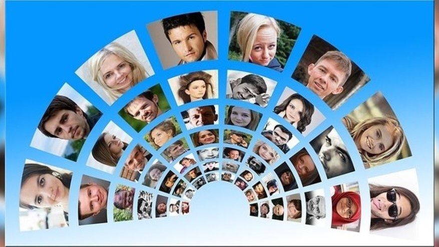 Главная картинка новости: В Свердловской области трое мужчин знакомились с девушками в социальных сетях и грабили их