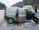 В ДТП с «Лада Ларгус» и «Мицубиси Паджеро» на Серовском тракте погибли два человека, фото