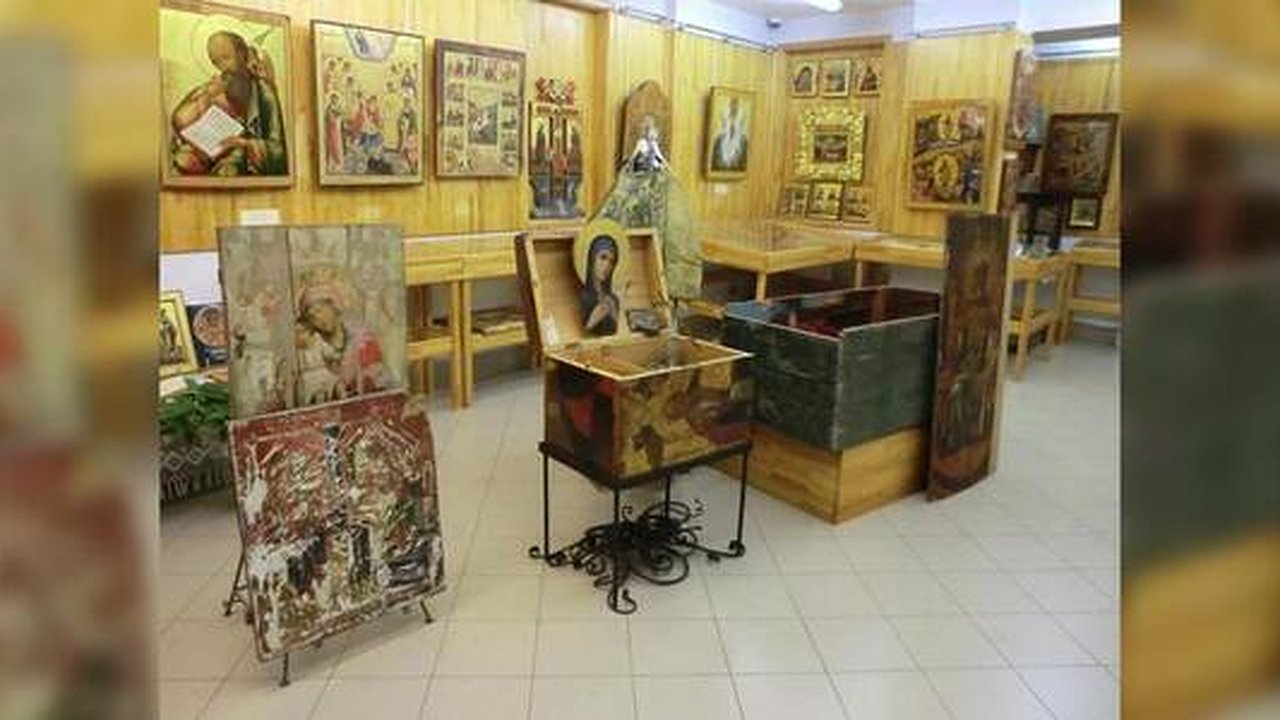 Главная картинка новости: Прокуратура проверит музей «Невьянская икона» Евгения Ройзмана по жалобе на экспонаты от посетительницы