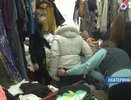 В Екатеринбурге на рынке работает «Лавка добра» с бесплатной одеждой, книгами и игрушками