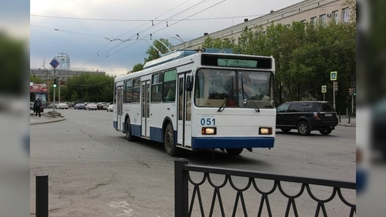 Главная картинка новости: Повременной тариф в Екатеринбурге начнет работать в трамваях и троллейбусах с 1 июля 2017 года