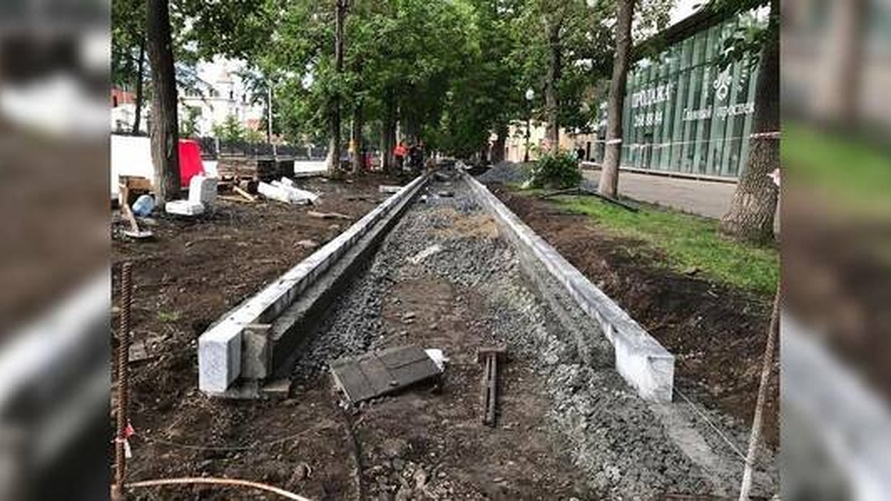 Главная картинка новости: Урбанисты и общественники раскритиковали велодорожку на проспекте Ленина в Екатеринбурге