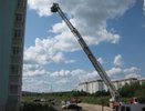 В Нижнем Тагиле пожарные учились спасать людей из высотных зданий