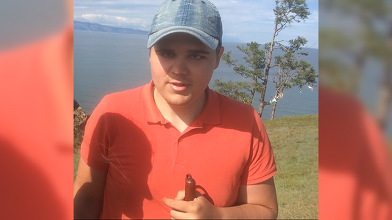 Главная картинка новости: «Города и страны воспринимаю через запахи»: незрячий парень из Екатеринбурга съездил автостопом на Байкал - фото